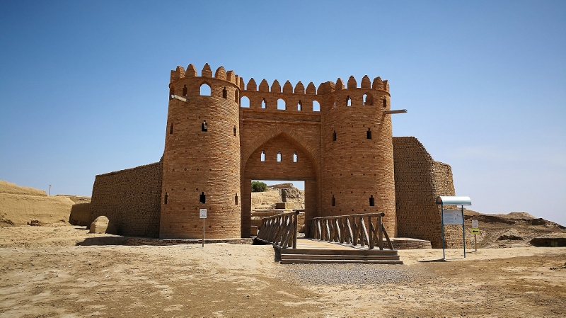 Das prächtige rekonstruierte Eingangstor von Otrar