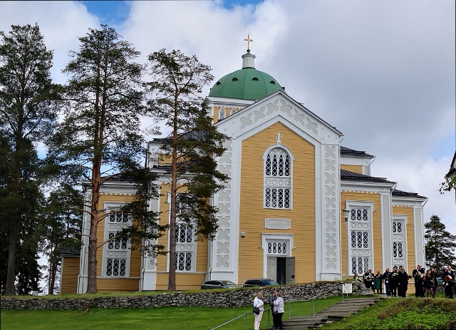 Die größte Holzkirche der Welt in Kerimäki